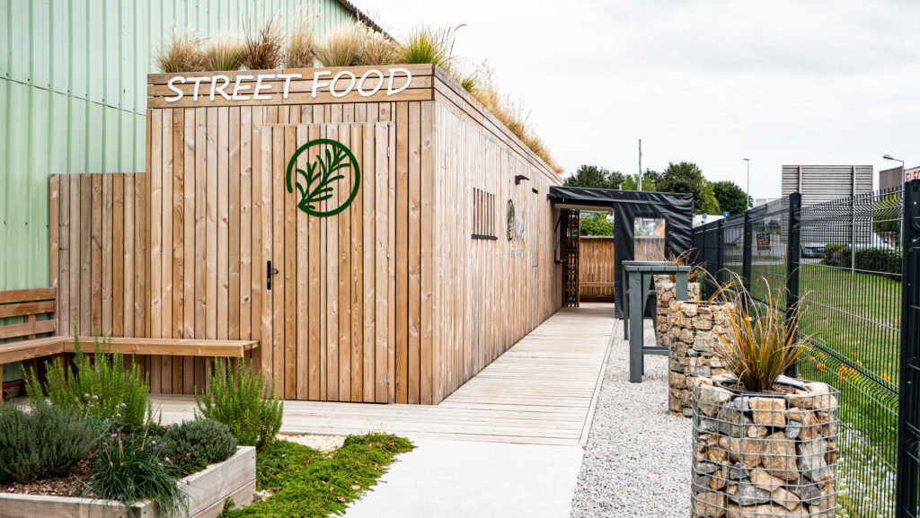 Le restaurant Nanek vue de l'extérieur