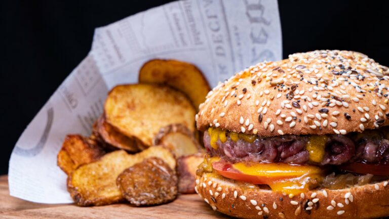 Formule burger classico et frites de Nanek